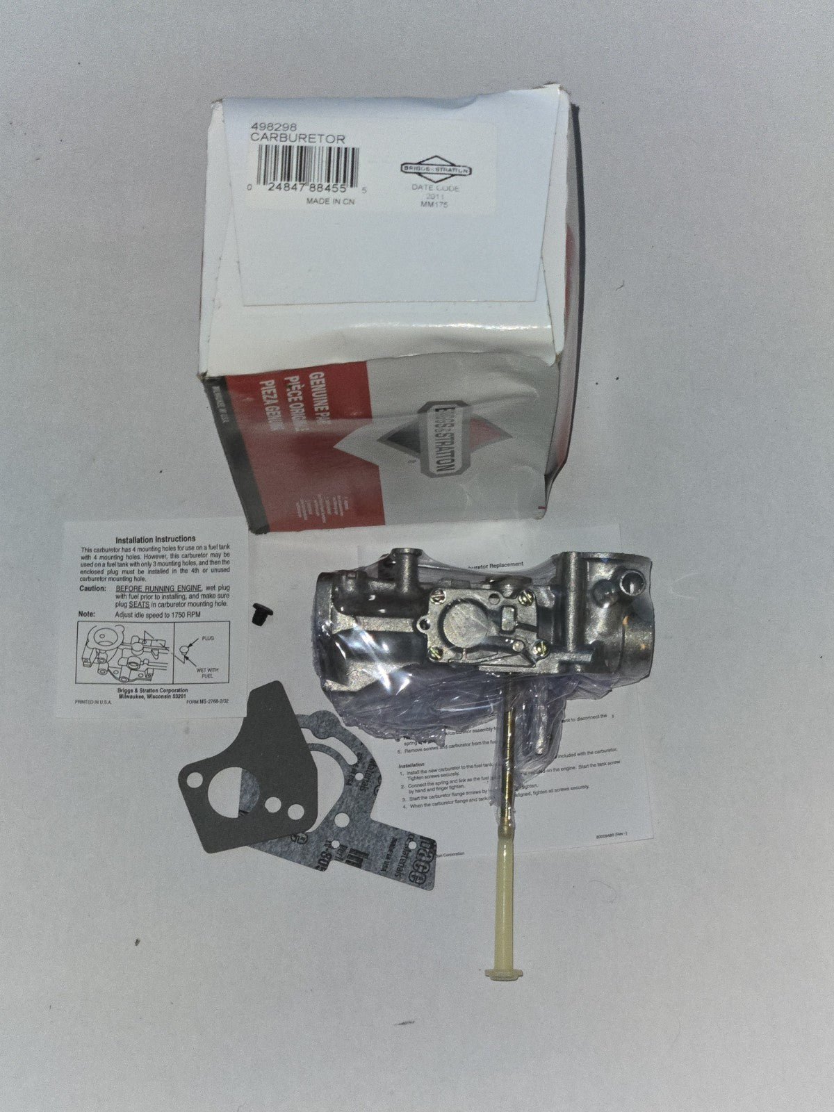 BRIGGS AND STRATTON GENUINE OEM CARBURETOR 498298 495426, 492611, 490533